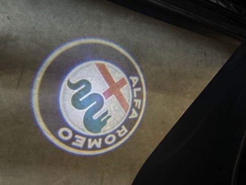 Used 2018 Alfa Romeo Stelvio Ti Sport image 24