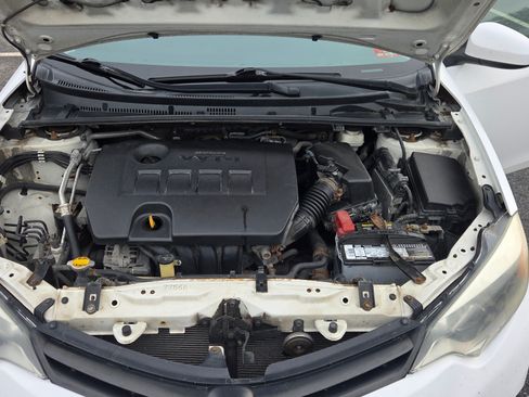 Used 2014 Toyota Corolla L image 17