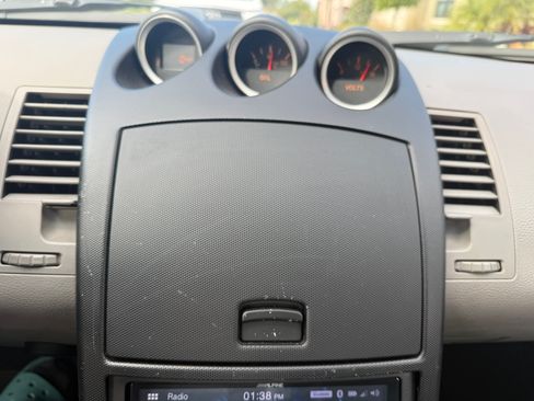 Used 2006 Nissan 350Z Touring image 21