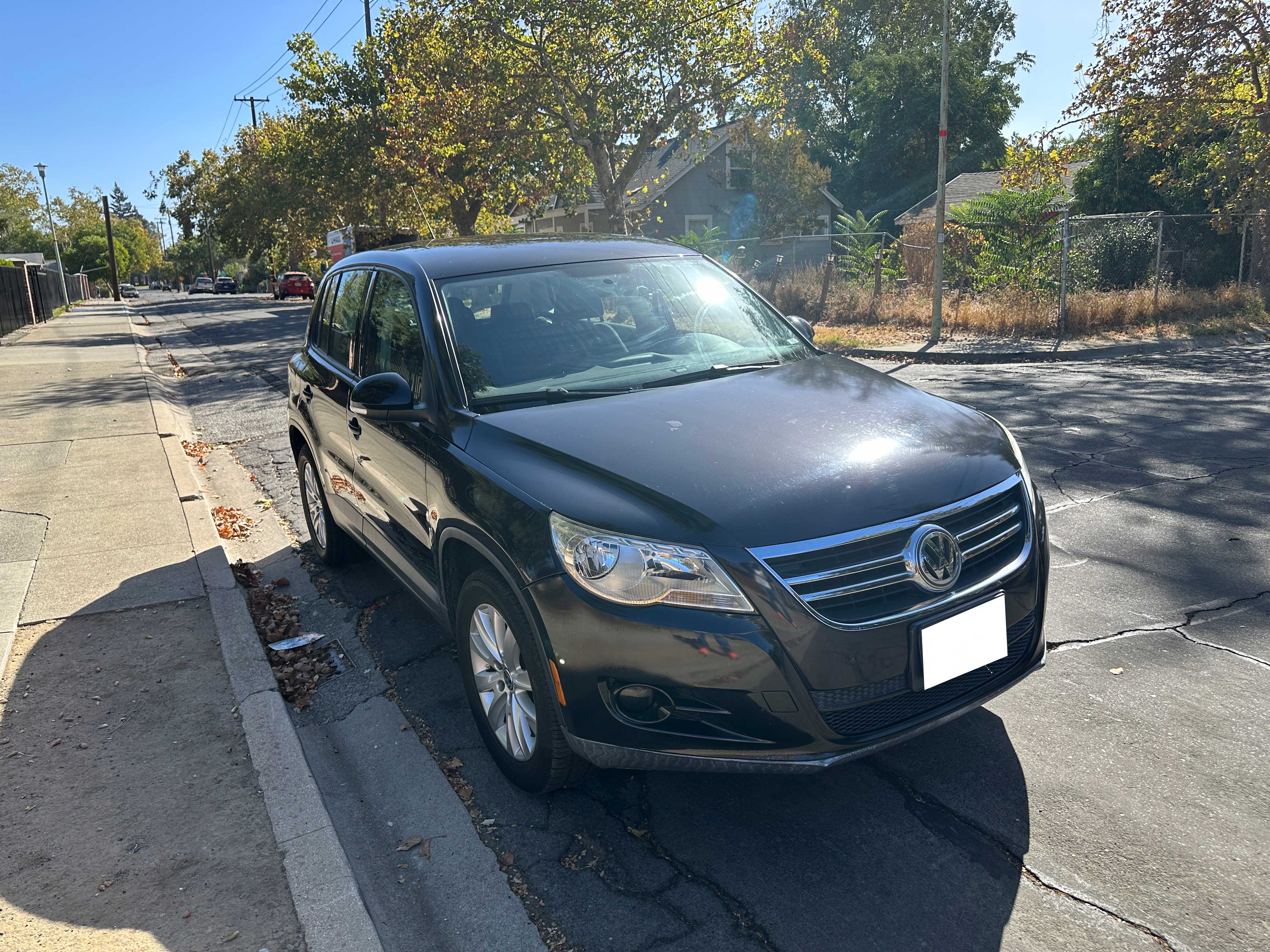 Used 2009 Volkswagen Tiguan S FWD image 11