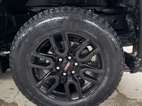 Used 2022 GMC Sierra 1500 Elevation image 23