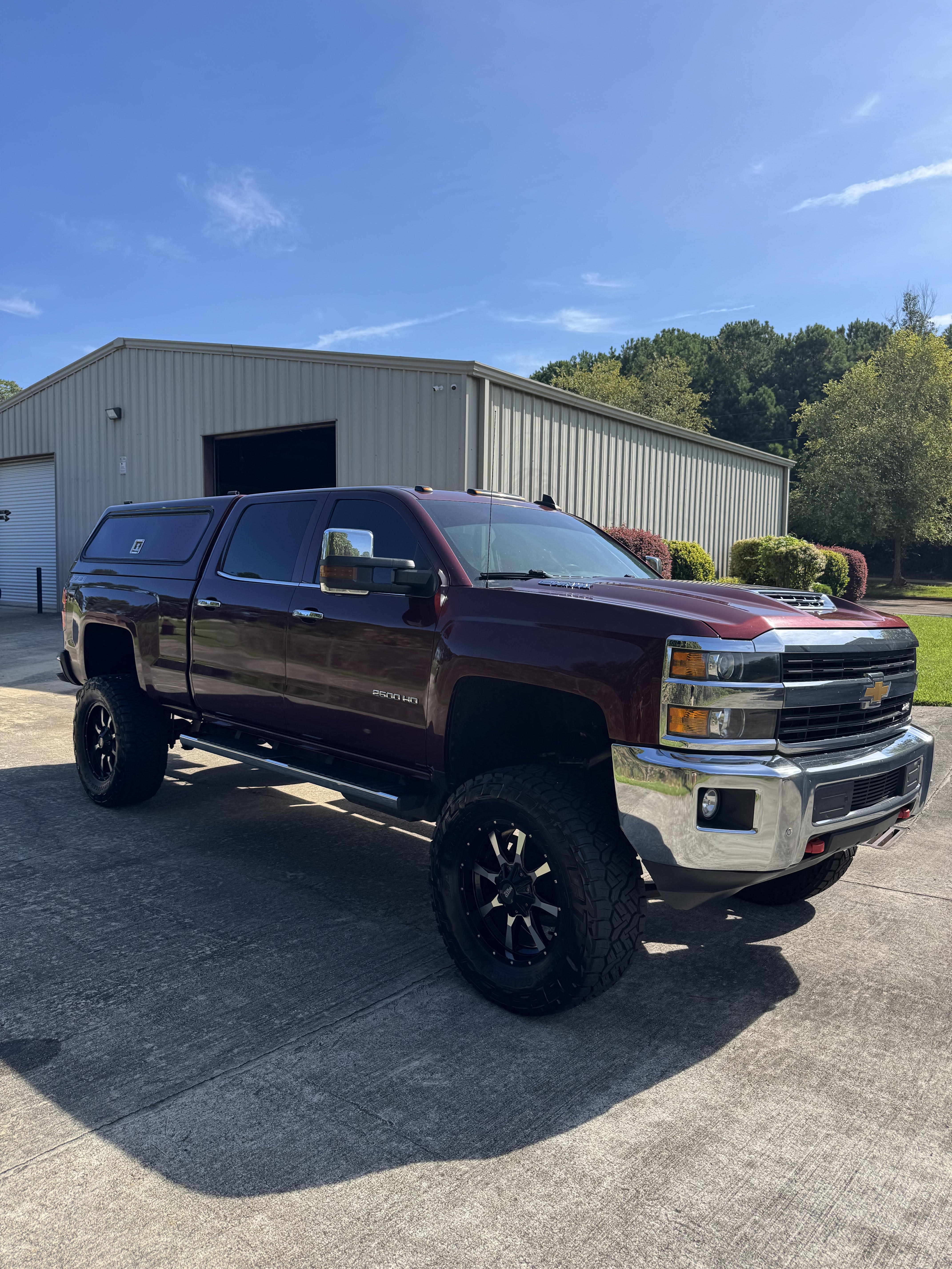 Used 2017 Chevrolet Silverado 2500 LTZ w/ Duramax Plus Package AWD/4WD image 5