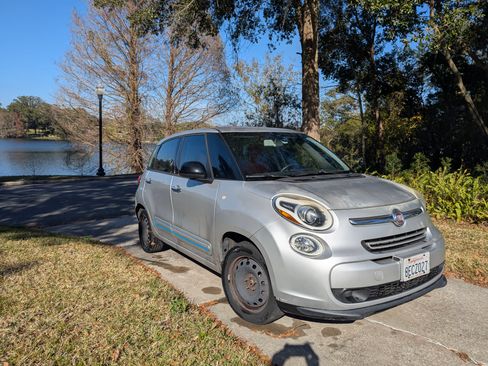 Used 2014 FIAT 500L Pop image 2