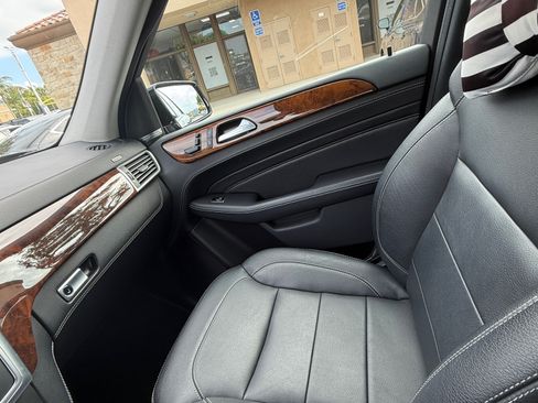 Used 2015 Mercedes-Benz ML 400 4MATIC image 10