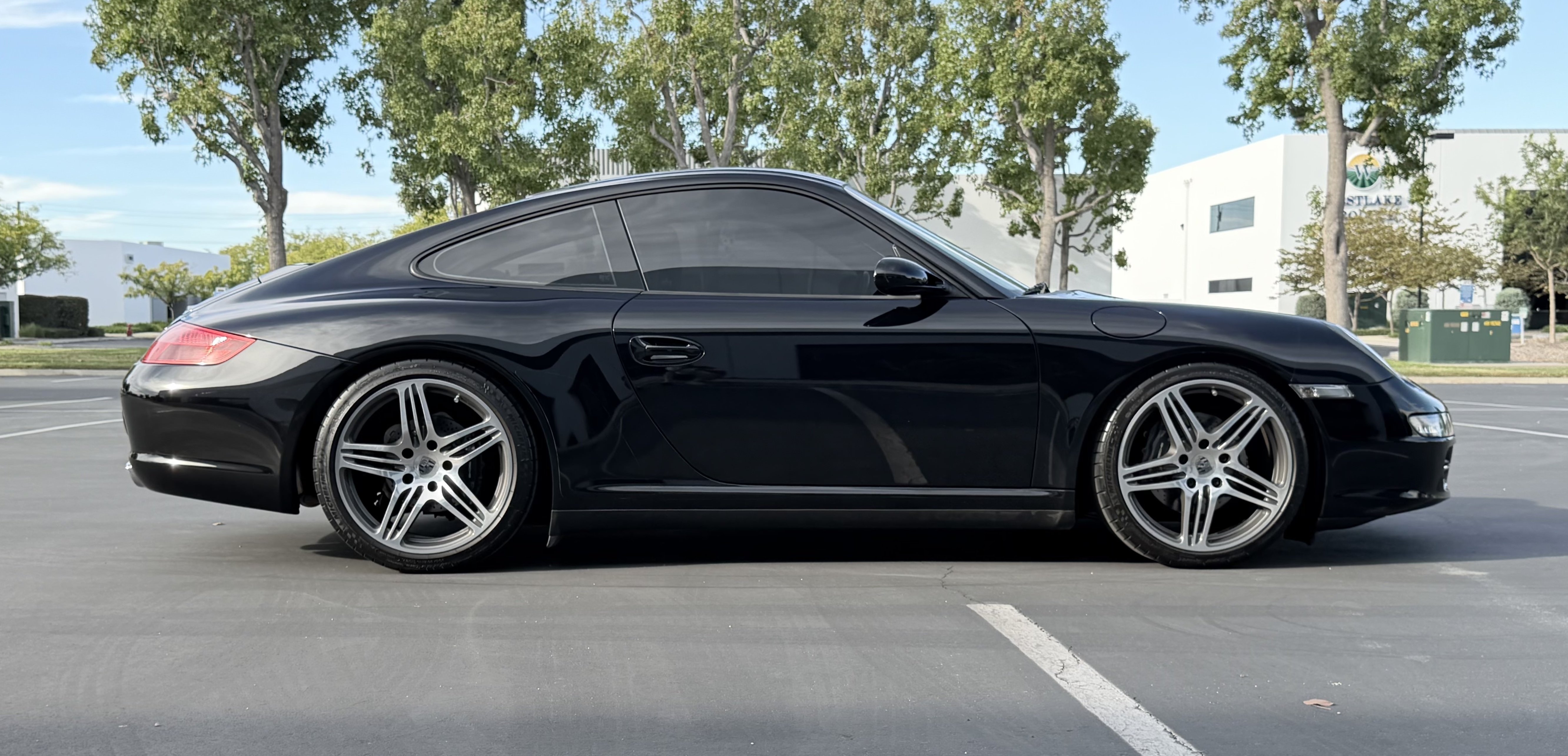 Used 2008 Porsche 911 Carrera 4 AWD/4WD image 5