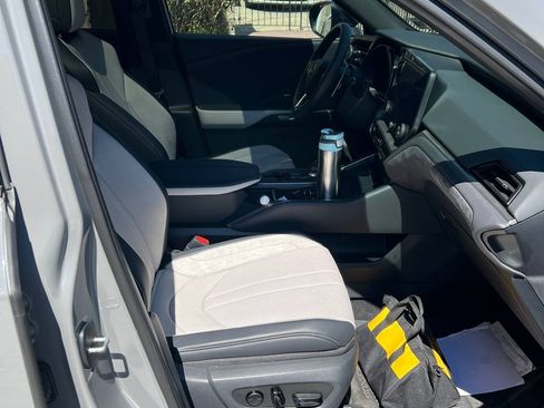 Used 2024 Lexus TX 500h AWD w/ Technology Package image 13