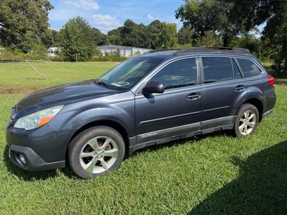 Used 2014 Subaru Outback 2.5i Limited w/ Moonroof Package