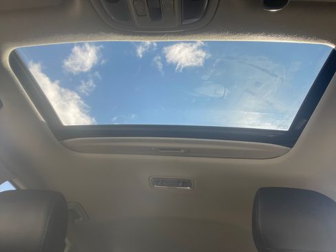 Used 2021 Kia Niro Touring image 11