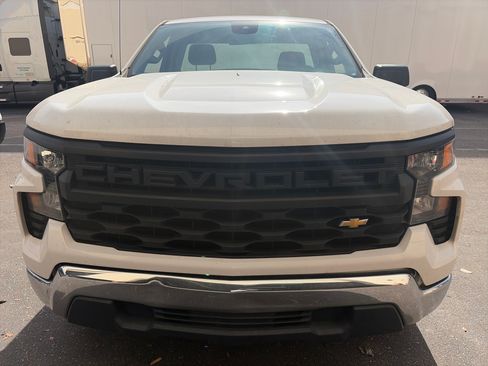 Used 2022 Chevrolet Silverado 1500 W/T image 2