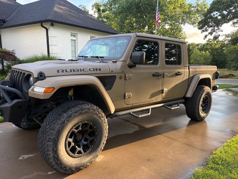 Used 2021 Jeep Gladiator Rubicon AWD/4WD image 1