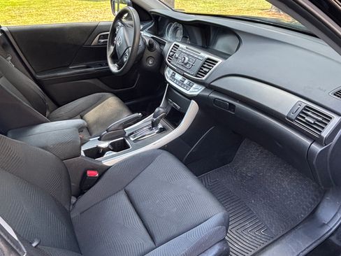 Used 2015 Honda Accord LX image 5