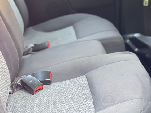 Used 2012 Chevrolet Colorado LT image 17