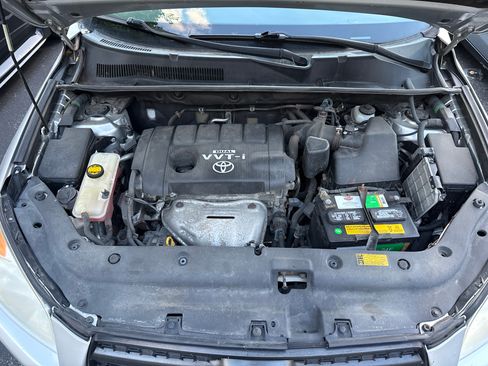 Used 2011 Toyota RAV4 4WD w/ Base L4 Extra Value Pkg image 12