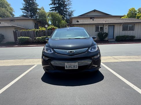 Used 2019 Chevrolet Bolt LT FWD image 9