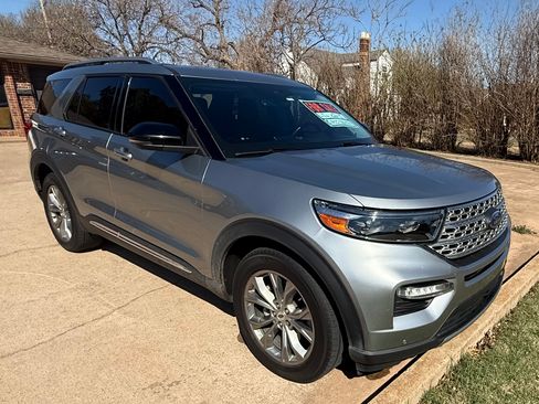 Used 2022 Ford Explorer Limited w/ Equipment Group 301A image 1