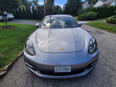 Used 2018 Porsche Panamera 4S w/ Premium Package Plus AWD/4WD image 1