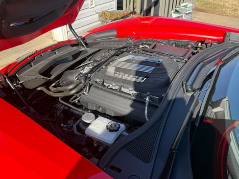 Used 2016 Chevrolet Corvette Z06 w/ 2LZ Preferred Equipment Group RWD image 9