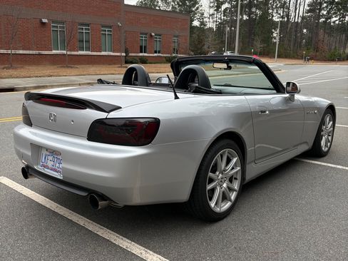 Used 2003 Honda S2000 image 5