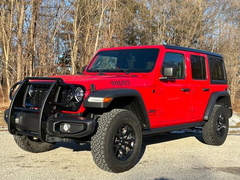 Used 2024 Jeep Wrangler Unlimited Sport image 4