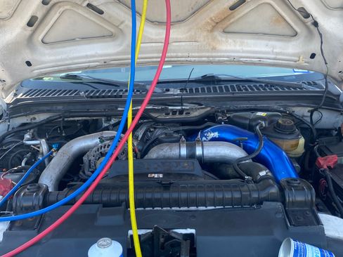 Used 2004 Ford F250 XL image 9