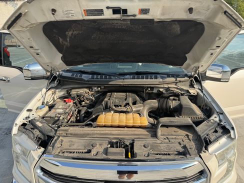 Used 2015 Ford F150 Lariat AWD/4WD image 24