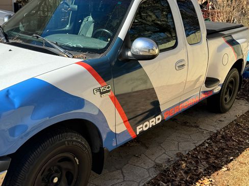 Used 2001 Ford F150 Short Bed 4D image 10