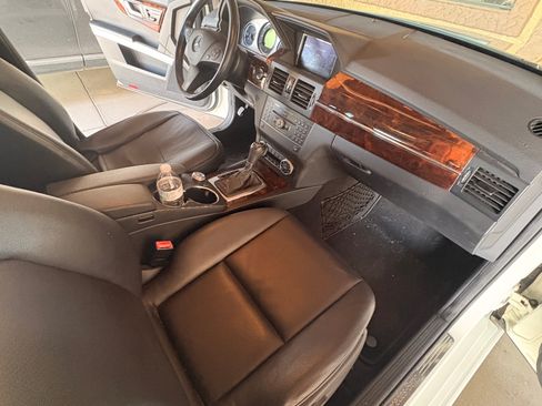 Used 2012 Mercedes-Benz GLK 350 4MATIC image 10