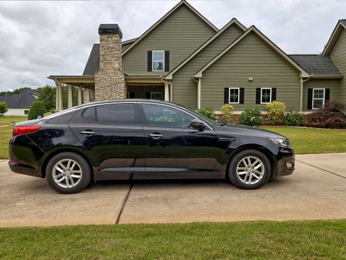 Used 2013 Kia Optima LX FWD image 6