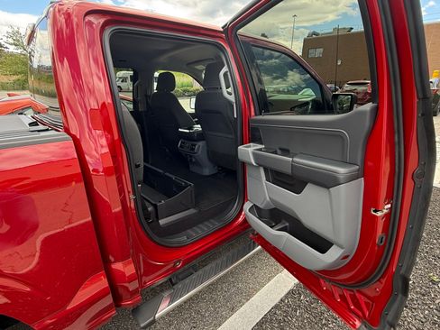 Used 2022 Ford F150 XLT w/ Equipment Group 302A High AWD/4WD image 22