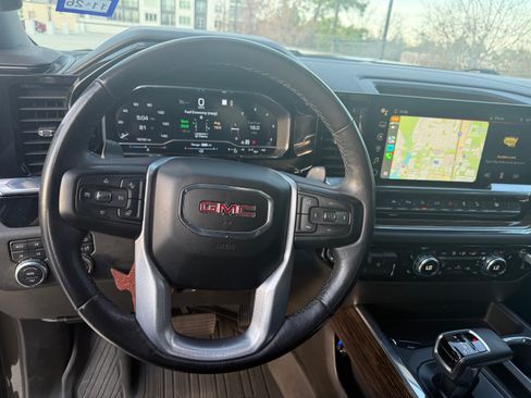 Used 2023 GMC Sierra 1500 Elevation w/ Elevation Premium Package image 6