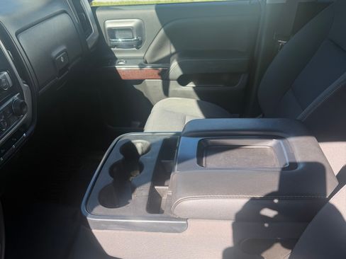 Used 2018 GMC Sierra 1500 SLE w/ SLE Value Package image 11