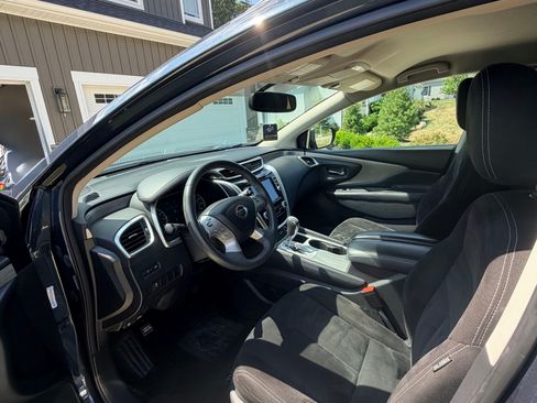 Used 2018 Nissan Murano SV AWD/4WD image 9