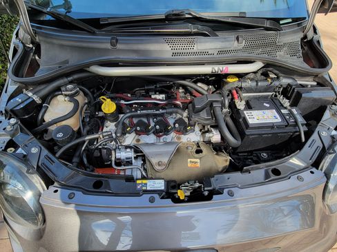 Used 2012 FIAT 500 Abarth w/ Safety & Convenience Pkg image 14