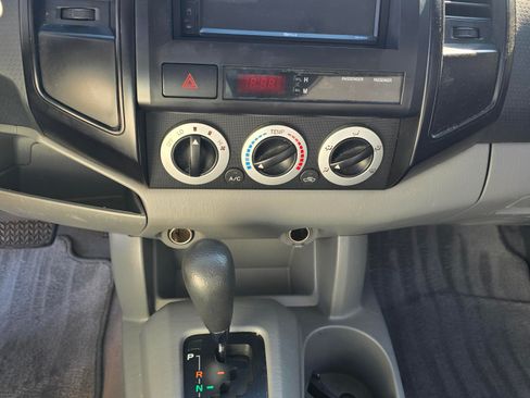 Used 2007 Toyota Tacoma 2WD Regular Cab image 11