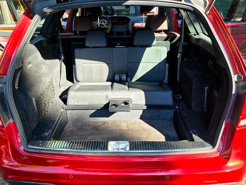 Used 2014 Mercedes-Benz E 350 4MATIC Wagon image 10