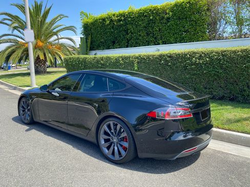 Used 2015 Tesla Model S P85D image 1