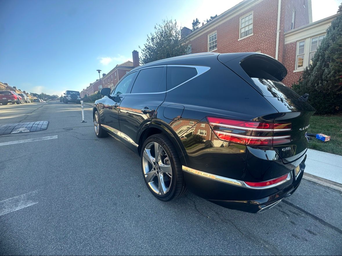Used 2021 Genesis GV80 3.5T w/ Prestige Package 07 AWD/4WD image 4