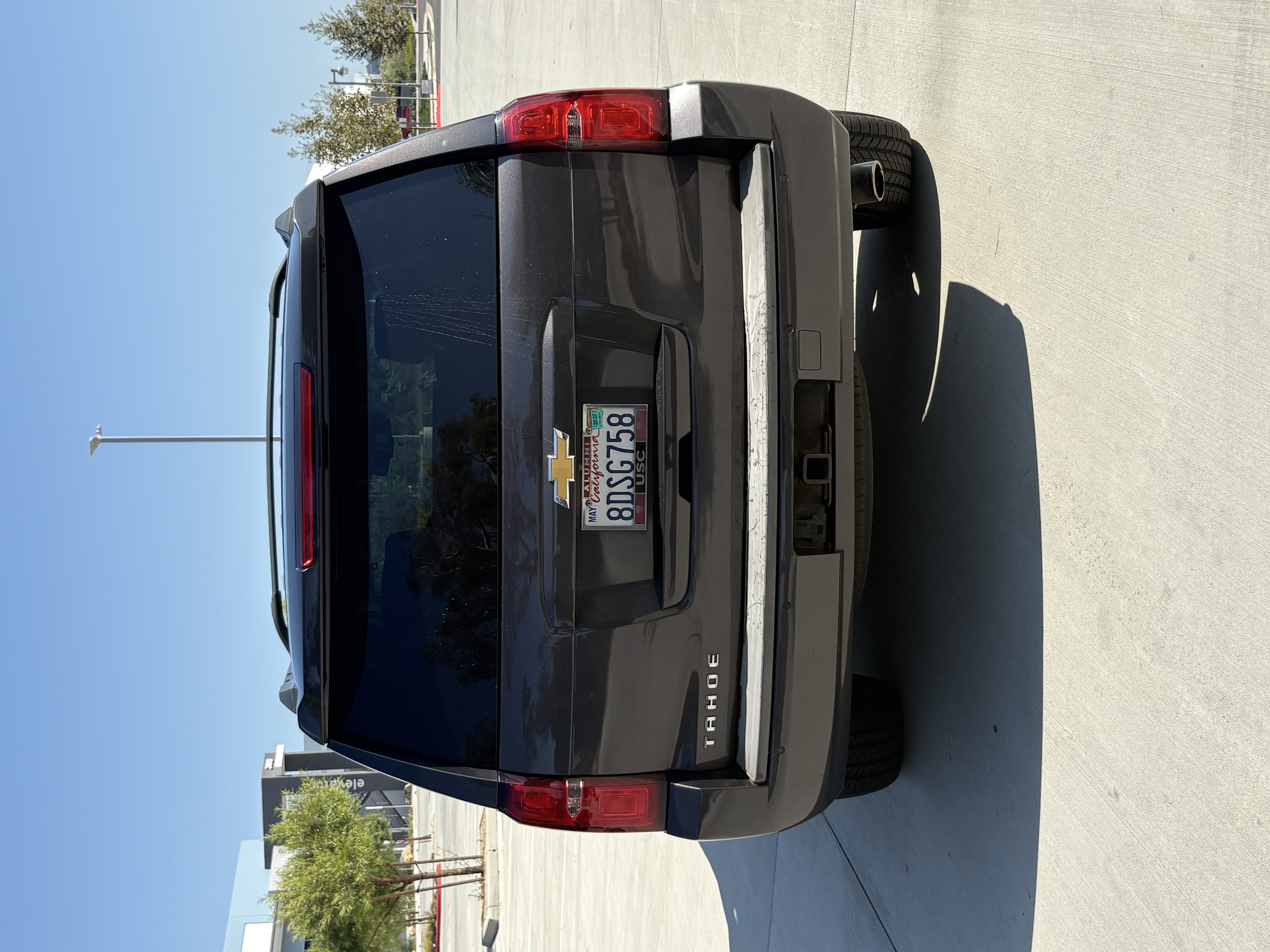 Used 2018 Chevrolet Tahoe LT w/ Max Trailering Package RWD image 11