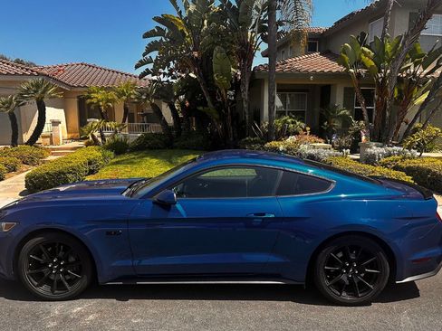 Used 2017 Ford Mustang GT Premium w/ Equipment Group 401A image 1
