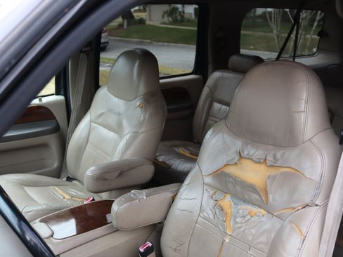 Used 2001 Ford Excursion Limited image 21