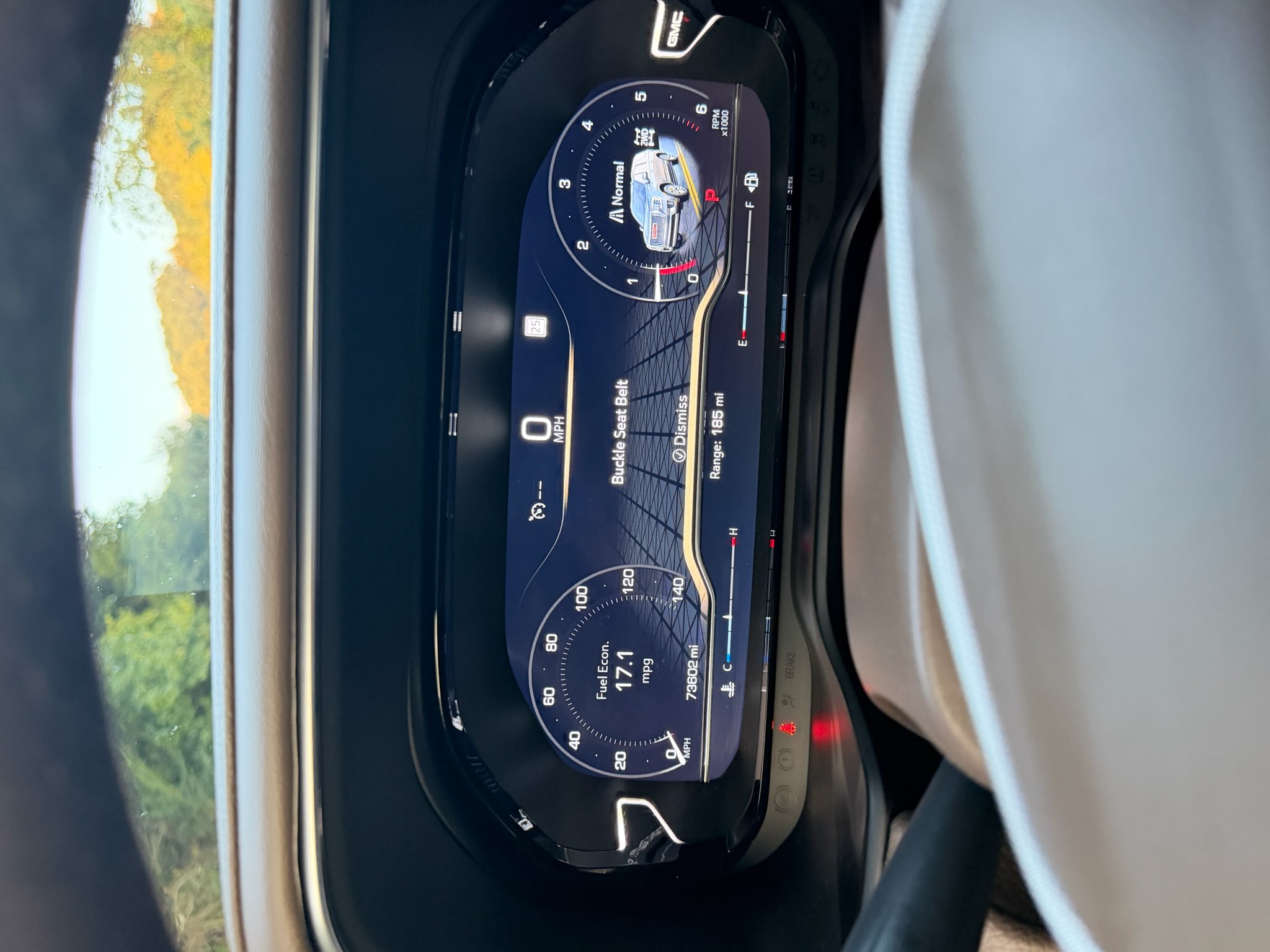 Used 2022 GMC Yukon XL Denali AWD/4WD image 6