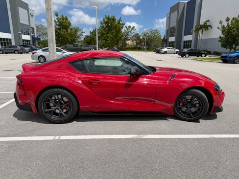 Used 2024 Toyota Supra RWD image 11