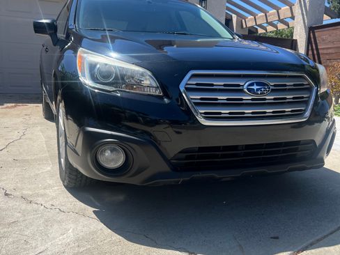 Used 2015 Subaru Outback 2.5i Premium w/ Popular Package #2 AWD/4WD image 5