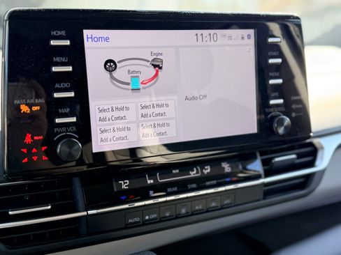 Used 2022 Toyota Sienna LE image 17