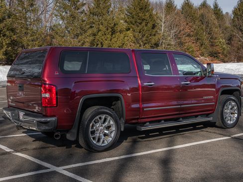 Used 2015 GMC Sierra 1500 SLT w/ SLT Crew Cab Value Package image 4
