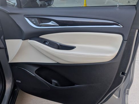 Used 2018 Buick Enclave Premium w/ Trailering Package image 12