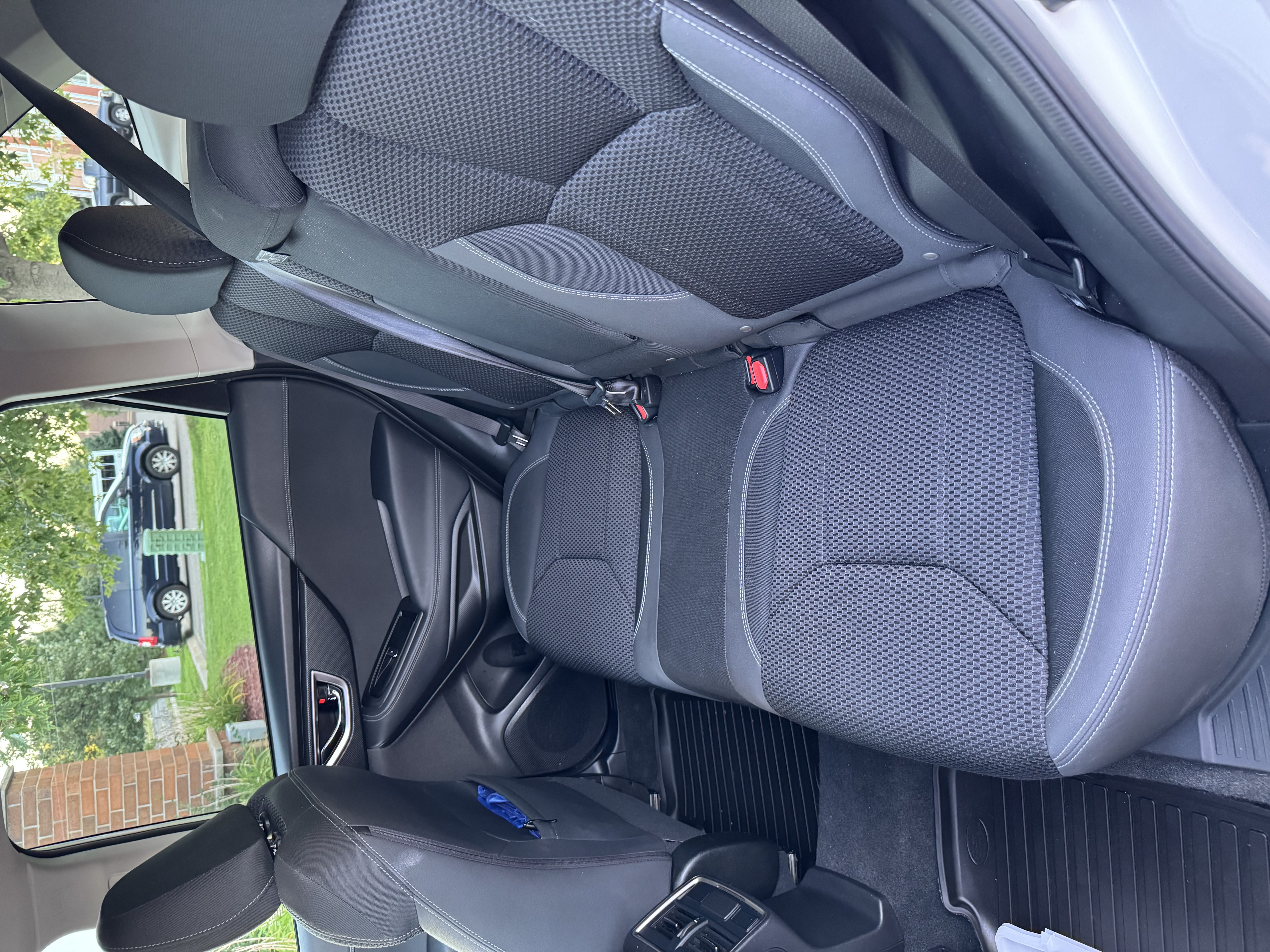 Used 2020 Subaru Forester Premium AWD/4WD image 6
