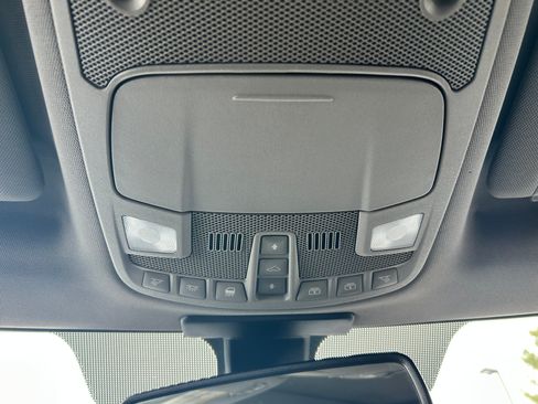 Used 2015 Ford F150 Lariat w/ Equipment Group 502A Luxury image 12