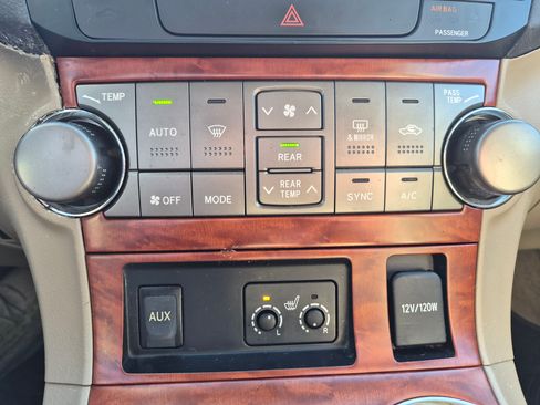 Used 2009 Toyota Highlander Limited image 15