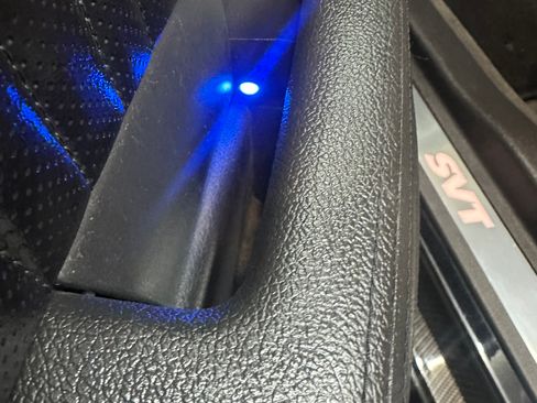 Used 2010 Ford Mustang Shelby GT500 image 21